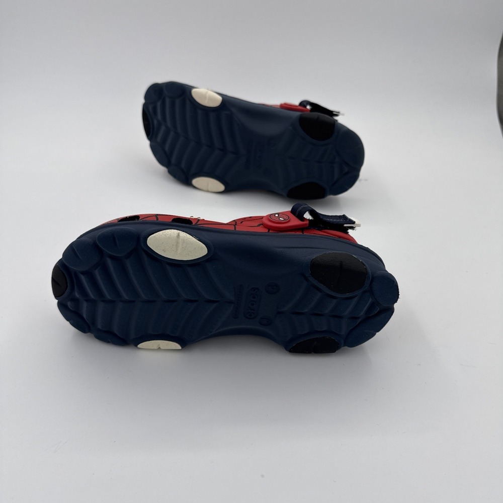 Crocs Marvel Spider-Man All-Terrain Clogs Unisex Big Kids Size J4 Adjustable - Picture 6 of 6
